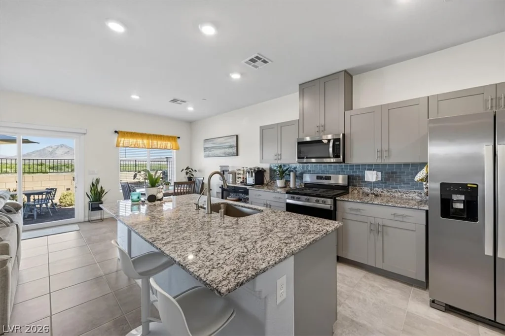 392 Larksong, Henderson, NV 89011