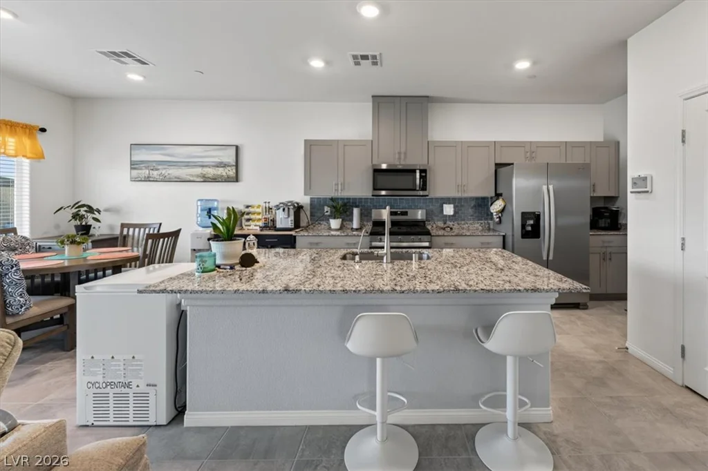 392 Larksong, Henderson, NV 89011