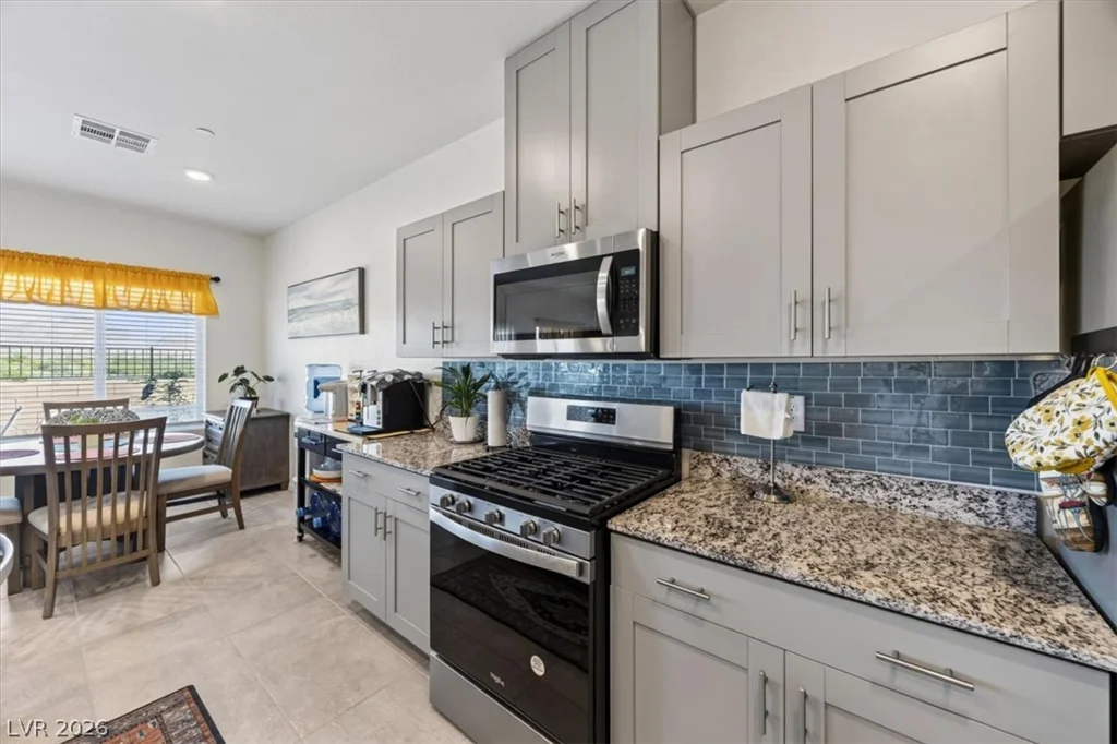 392 Larksong, Henderson, NV 89011
