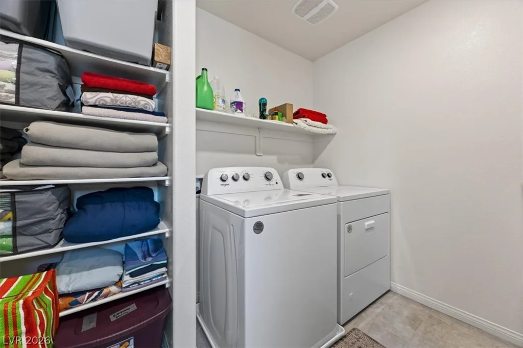 392 Larksong, Henderson, NV 89011
