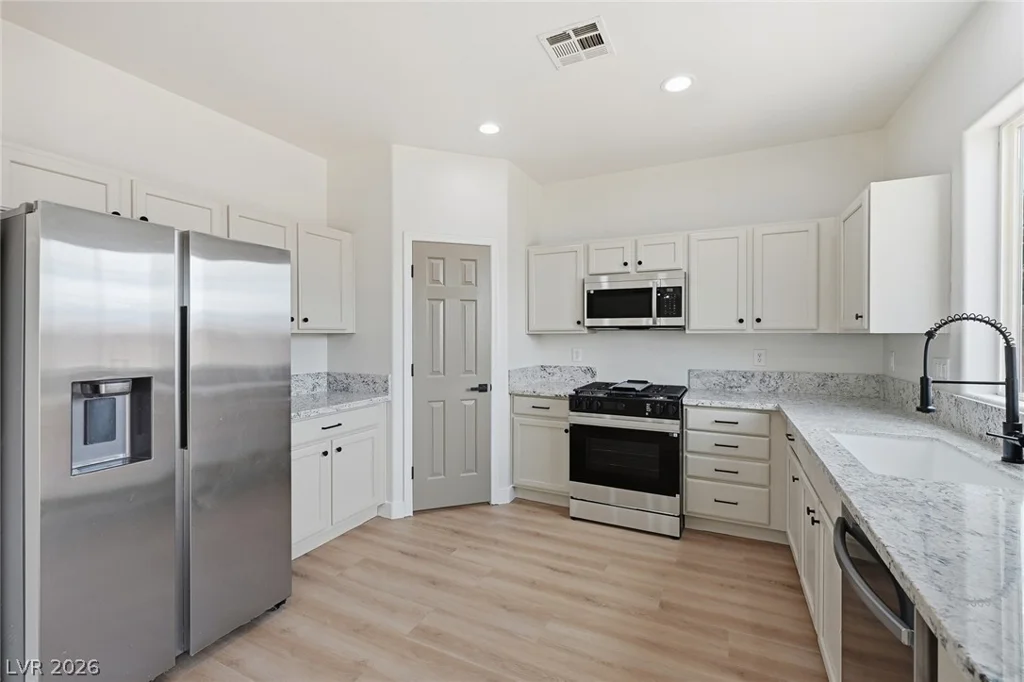 8149 Loma Del Ray, Las Vegas, NV 89131