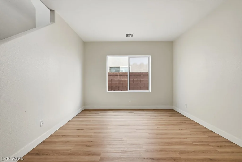 8149 Loma Del Ray, Las Vegas, NV 89131