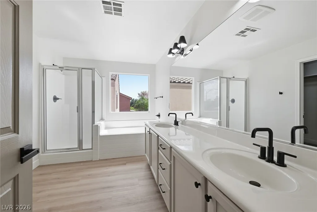 8149 Loma Del Ray, Las Vegas, NV 89131