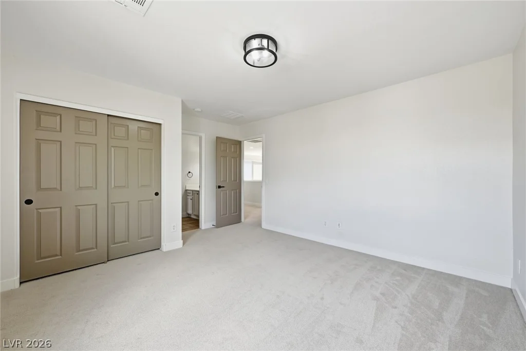 8149 Loma Del Ray, Las Vegas, NV 89131
