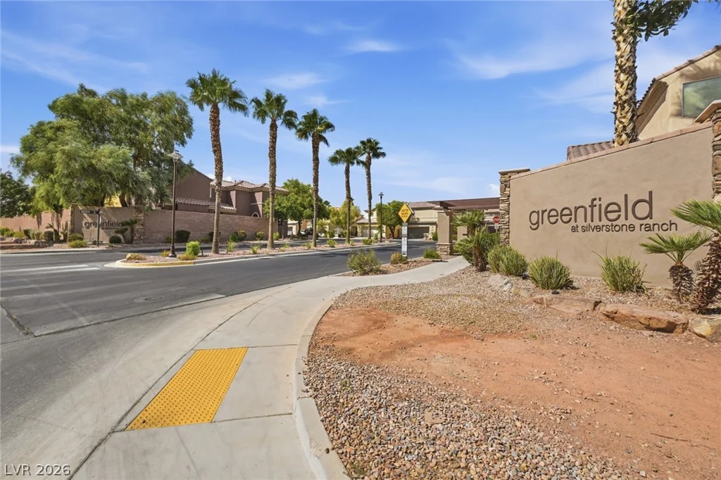 8149 Loma Del Ray, Las Vegas, NV 89131
