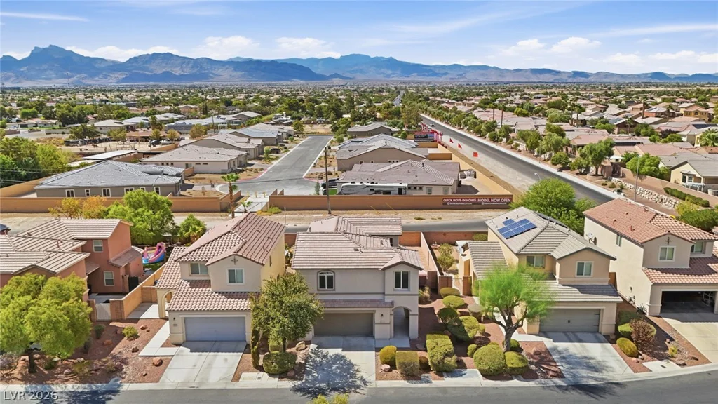 8149 Loma Del Ray, Las Vegas, NV 89131