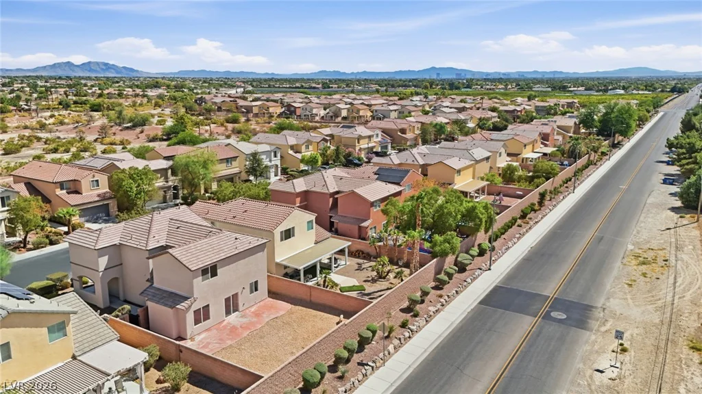 8149 Loma Del Ray, Las Vegas, NV 89131