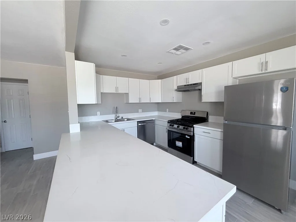 101 Cedar, Henderson, NV 89015