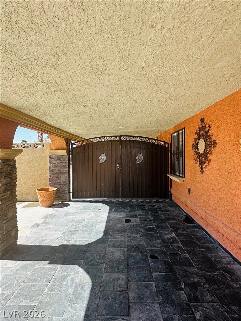 5211 Gloucester, Las Vegas, NV 89122