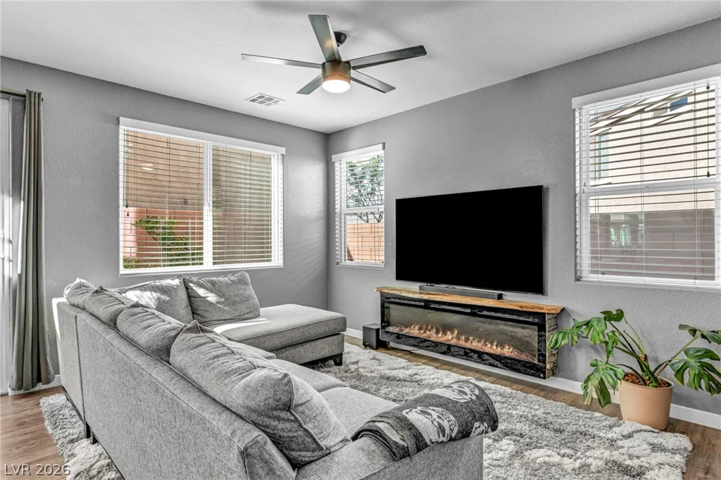 5347 Bennett Spring, Las Vegas, NV 89122