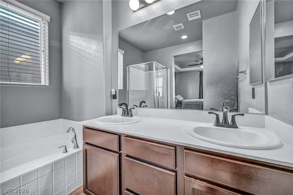 5347 Bennett Spring, Las Vegas, NV 89122