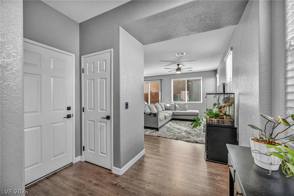5347 Bennett Spring, Las Vegas, NV 89122