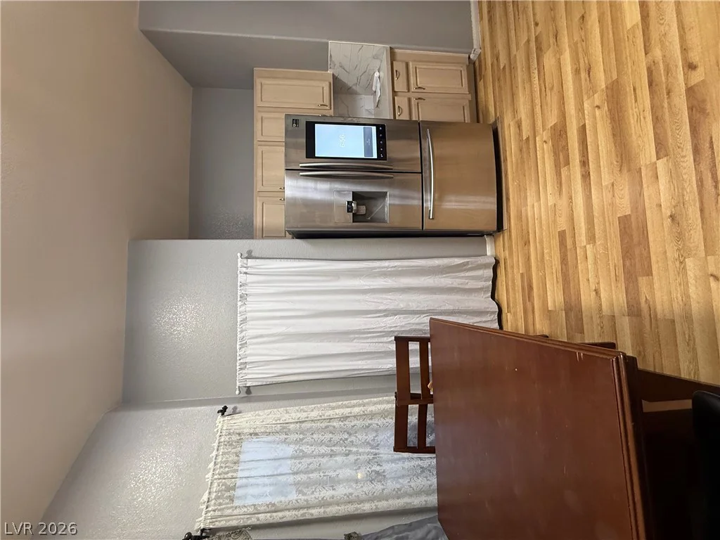 3933 Lazy Pine, Las Vegas, NV 89108
