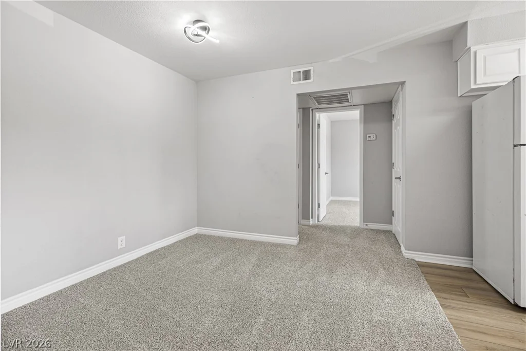 5061 River Glen, Las Vegas, NV 89103