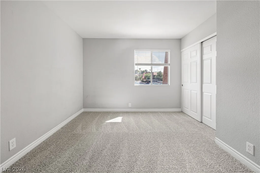 5061 River Glen, Las Vegas, NV 89103