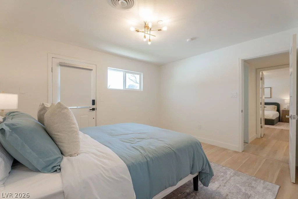 2106 Oakey, Las Vegas, NV 89102