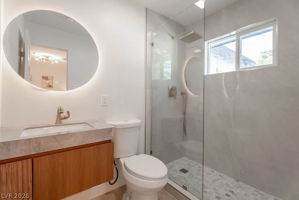 2106 Oakey, Las Vegas, NV 89102