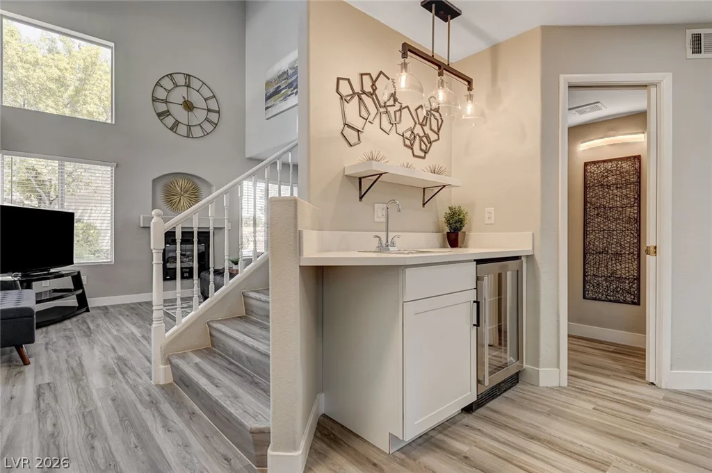 3950 Sandhill, Las Vegas, NV 89121