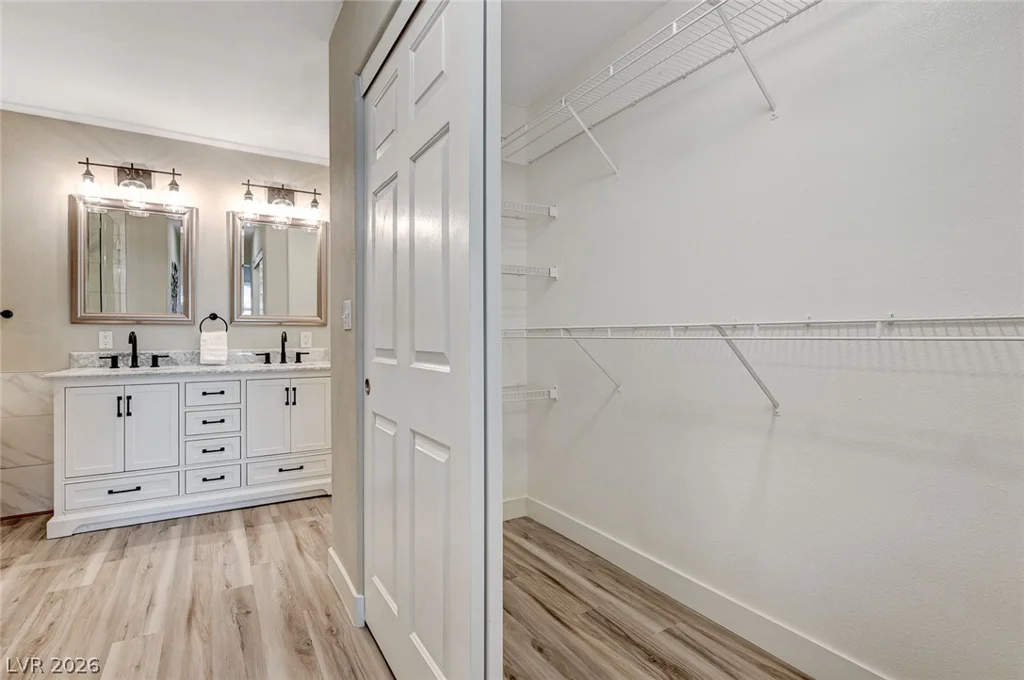 3950 Sandhill, Las Vegas, NV 89121
