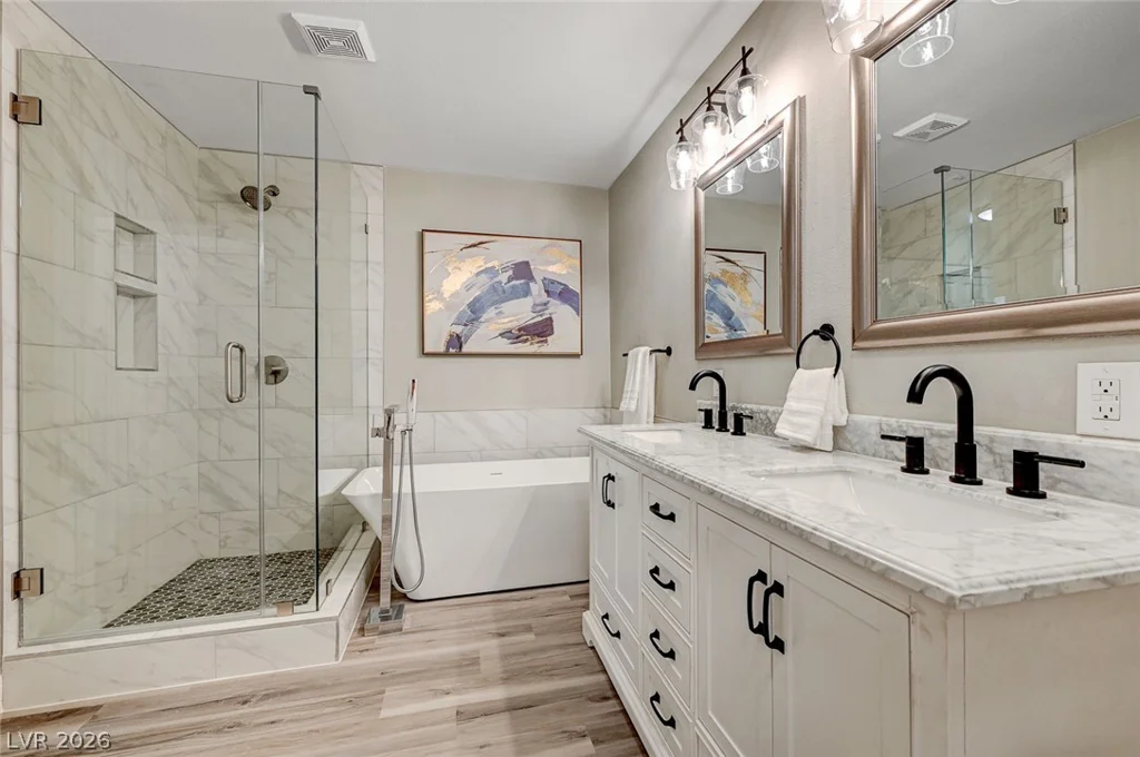 3950 Sandhill, Las Vegas, NV 89121