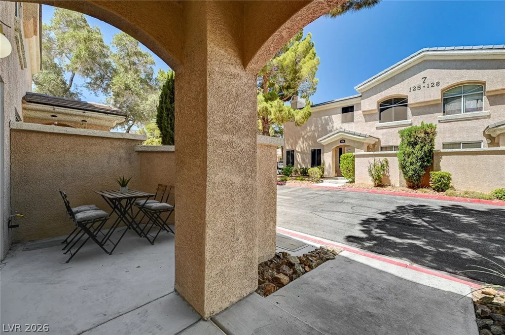 3950 Sandhill, Las Vegas, NV 89121