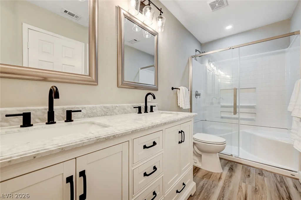3950 Sandhill, Las Vegas, NV 89121