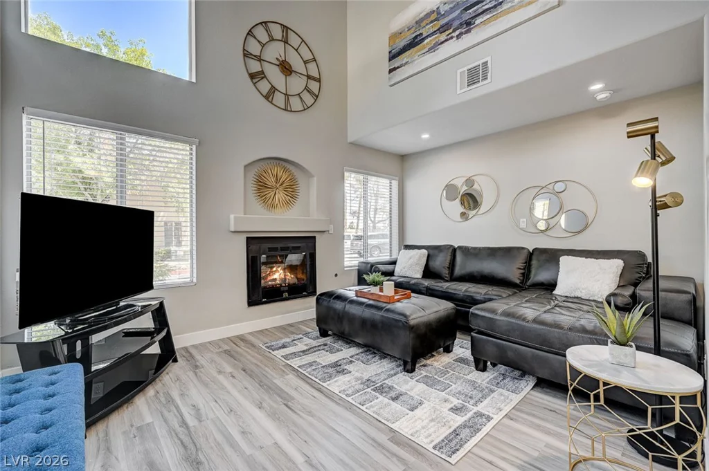 3950 Sandhill, Las Vegas, NV 89121