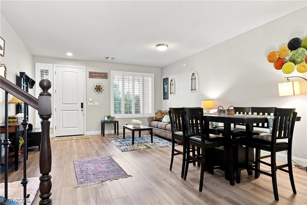 10121 Arbor Brook, Las Vegas, NV 89141