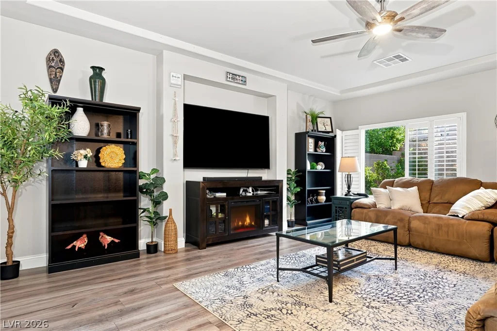 10121 Arbor Brook, Las Vegas, NV 89141