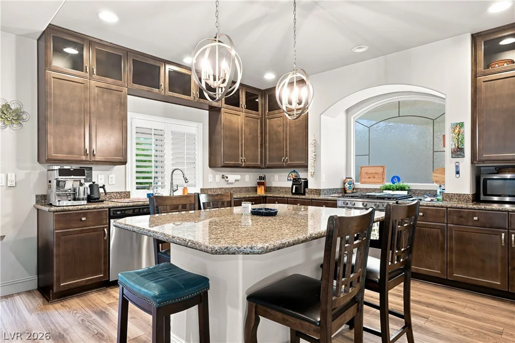10121 Arbor Brook, Las Vegas, NV 89141