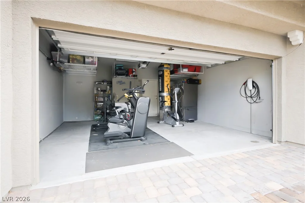 10121 Arbor Brook, Las Vegas, NV 89141