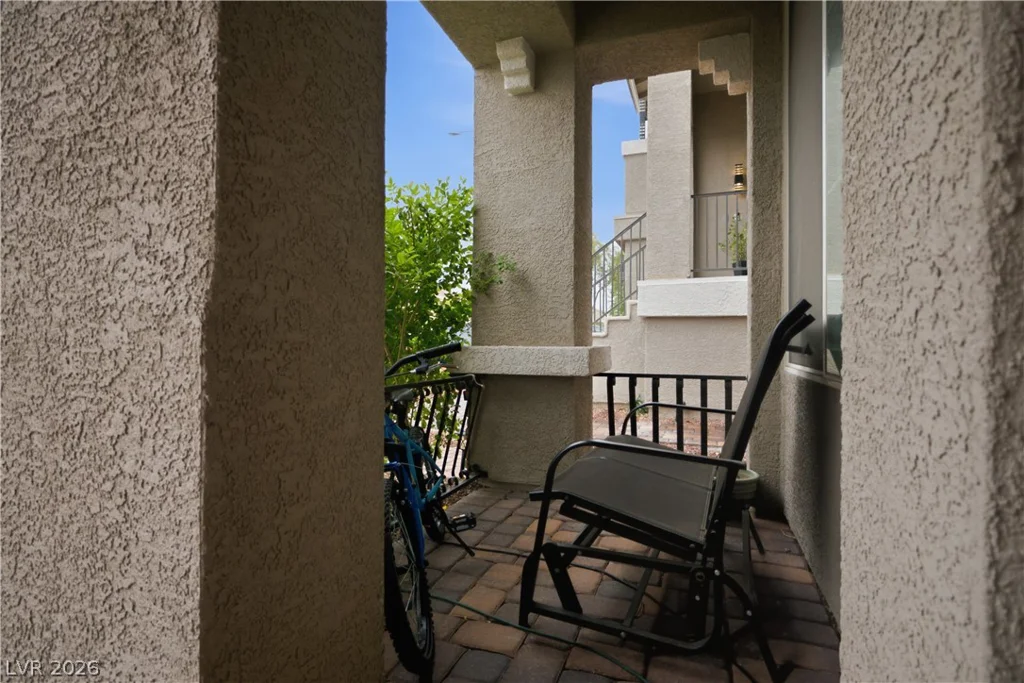10121 Arbor Brook, Las Vegas, NV 89141