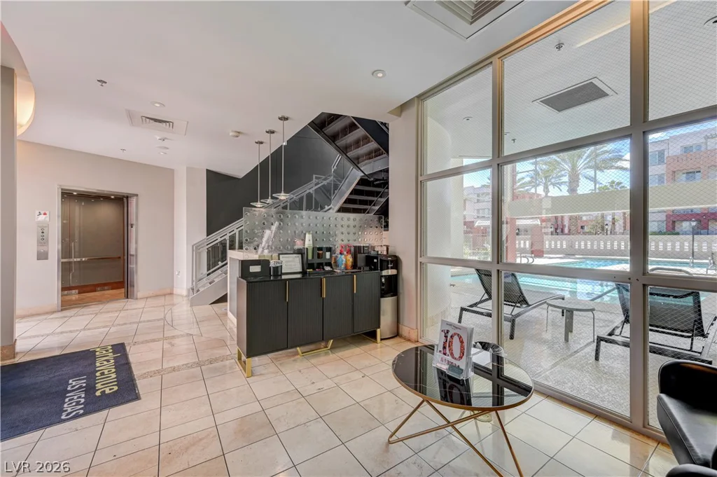83 Agate, Las Vegas, NV 89123