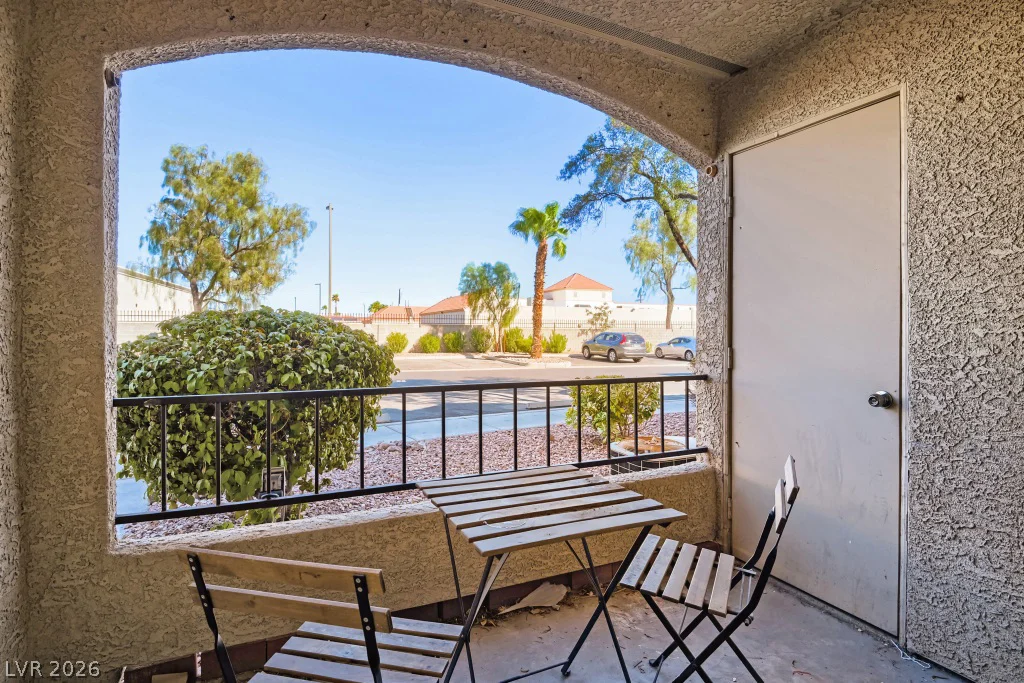 7885 Flamingo, Las Vegas, NV 89147
