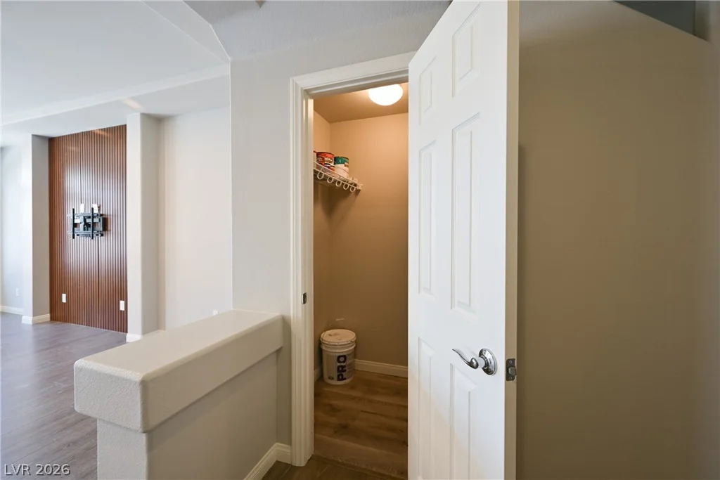 7266 Gypsy Canyon, Las Vegas, NV 89118