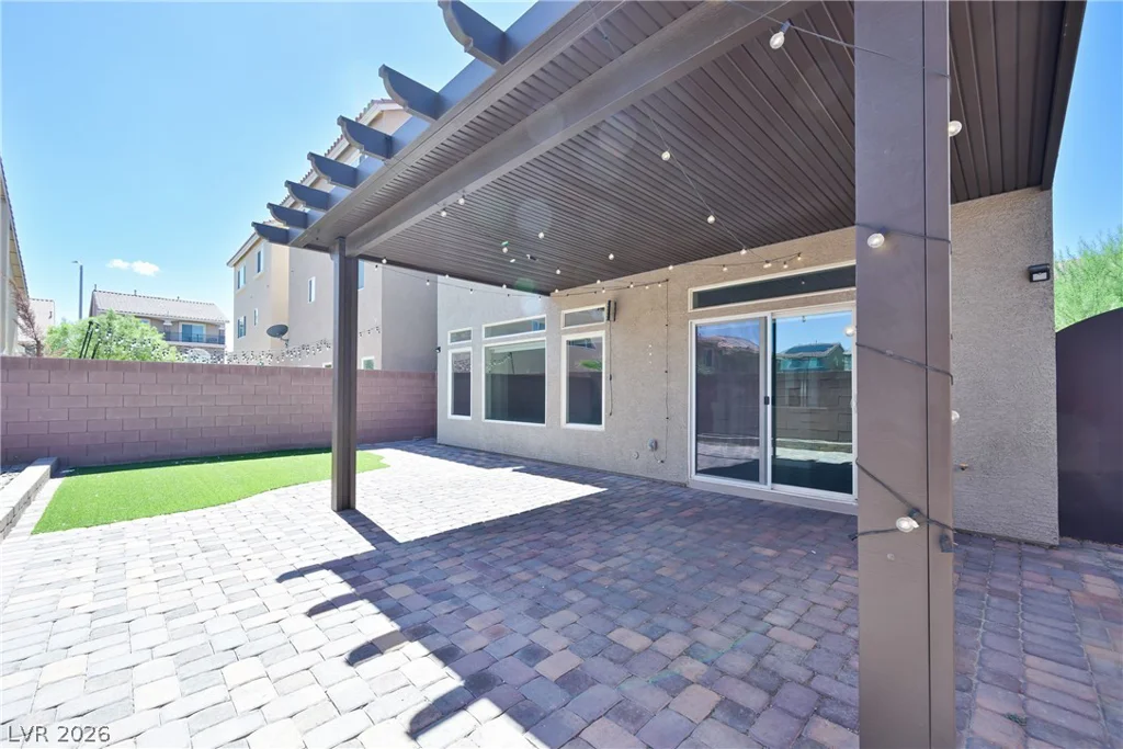 7266 Gypsy Canyon, Las Vegas, NV 89118