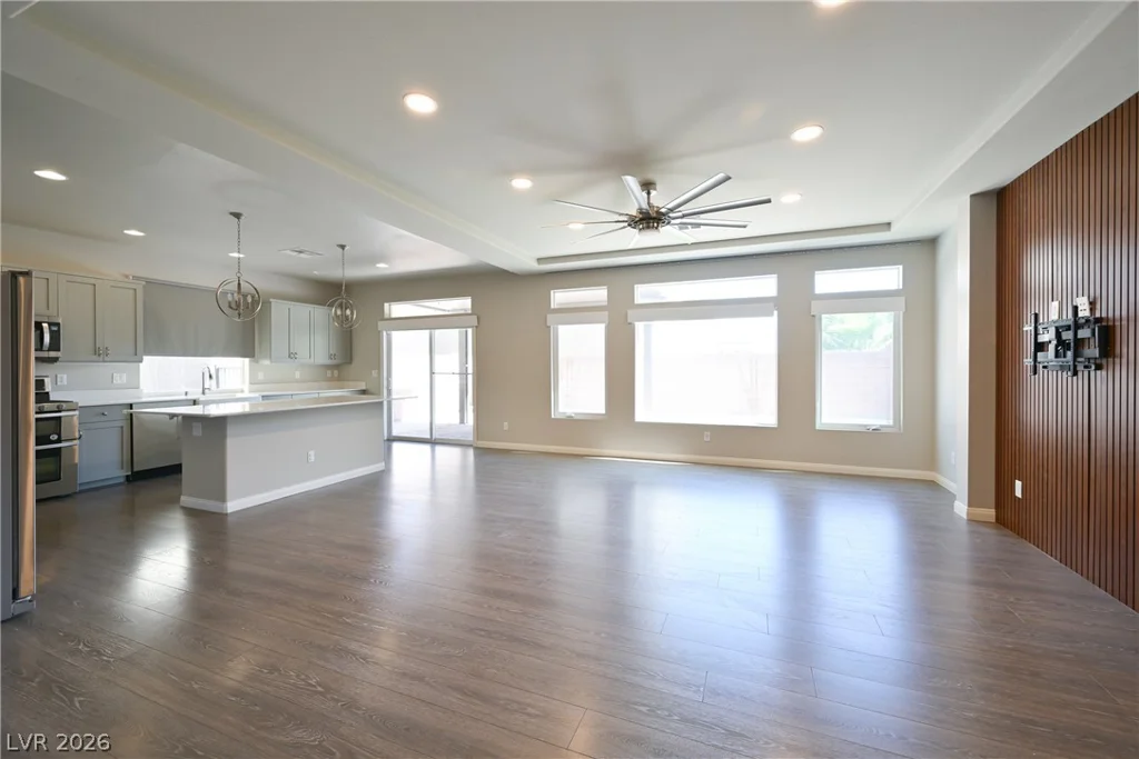 7266 Gypsy Canyon, Las Vegas, NV 89118