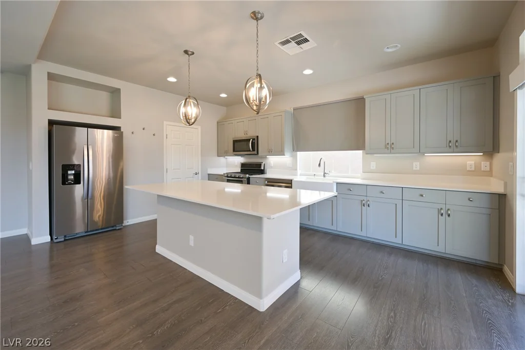 7266 Gypsy Canyon, Las Vegas, NV 89118