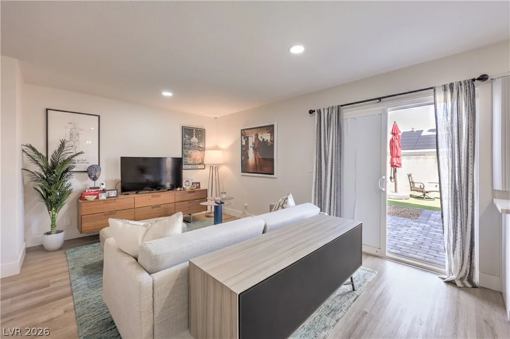 6988 Stober, Las Vegas, NV 89147