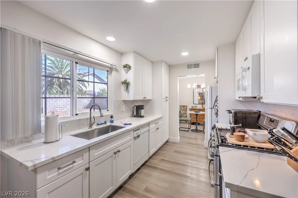 6988 Stober, Las Vegas, NV 89147