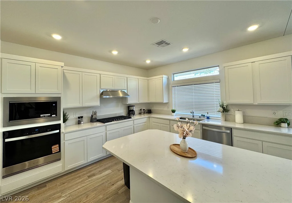 5763 Yellow House, Las Vegas, NV 89113