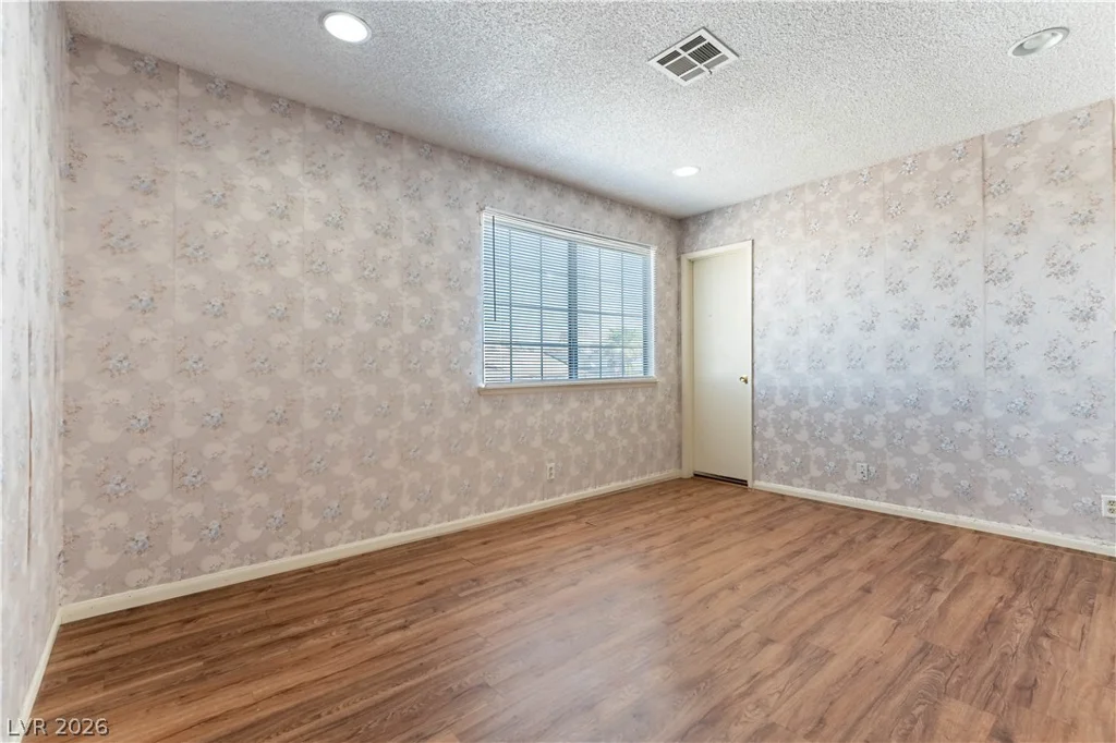 6235 Adenmoor Court, Las Vegas, NV 89156