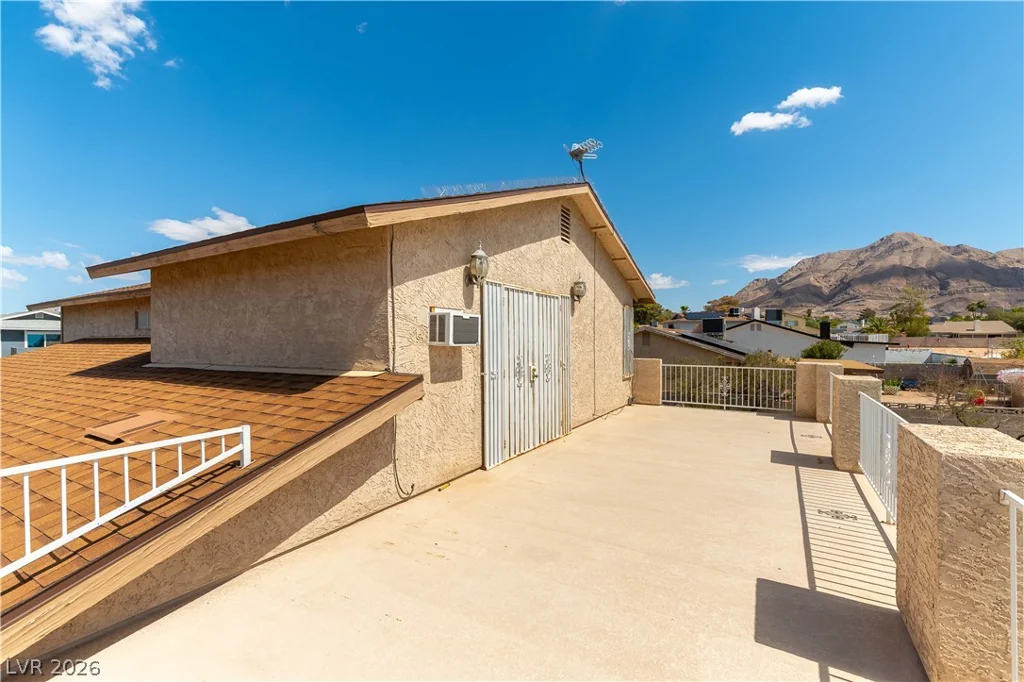 6235 Adenmoor Court, Las Vegas, NV 89156