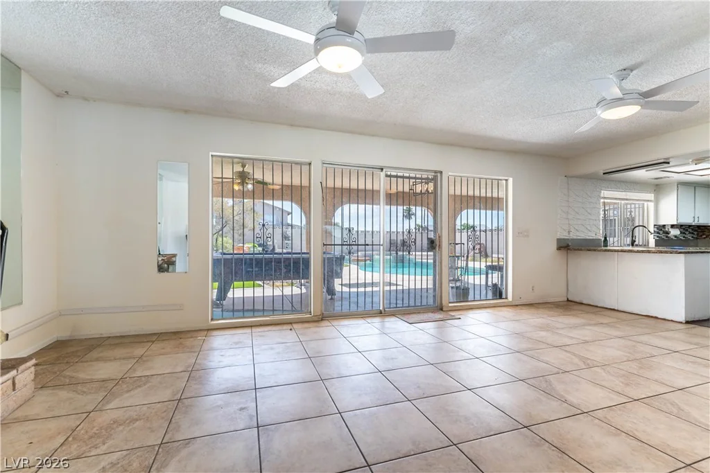 6235 Adenmoor Court, Las Vegas, NV 89156