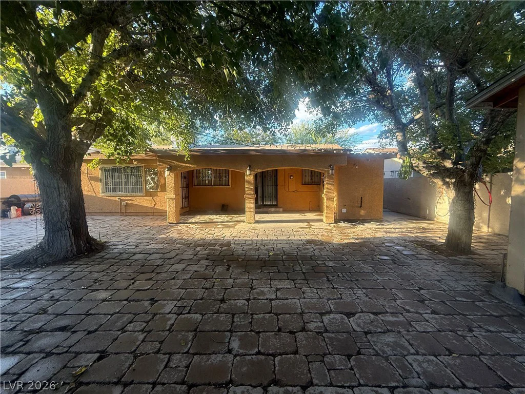 2828 Willoughby, Las Vegas, NV 89101