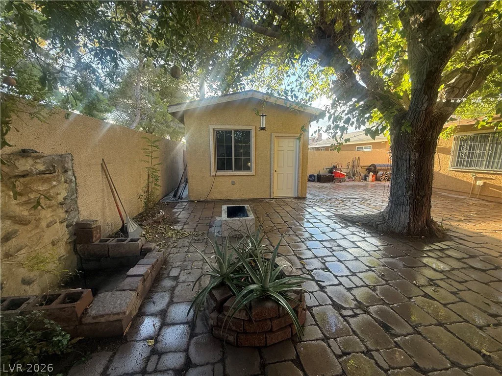 2828 Willoughby, Las Vegas, NV 89101
