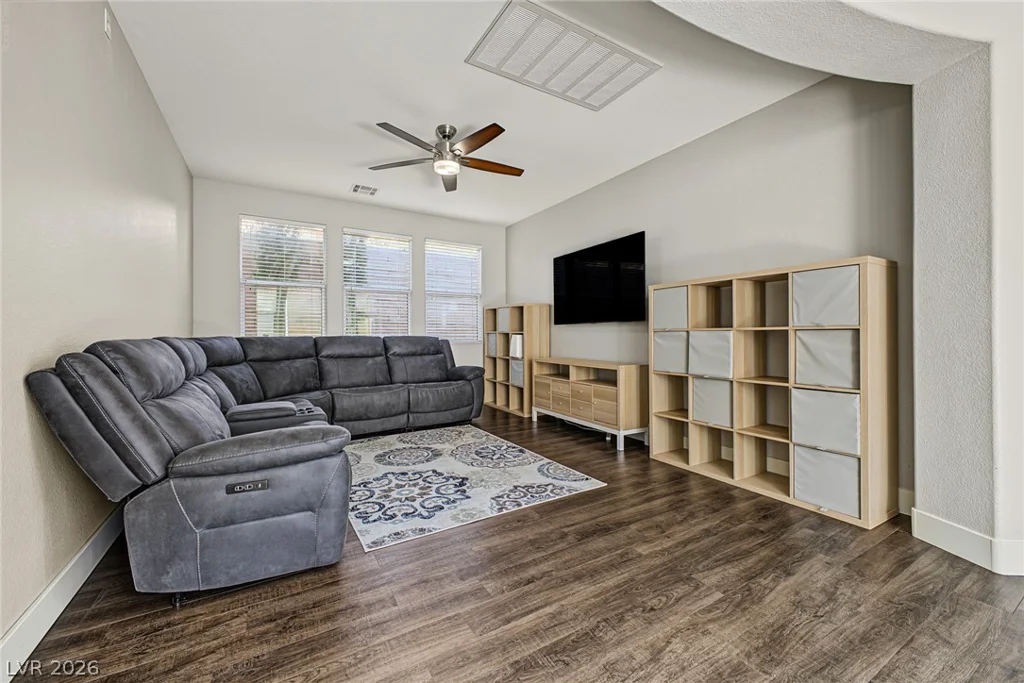 517 Ivy Spring, Las Vegas, NV 89138