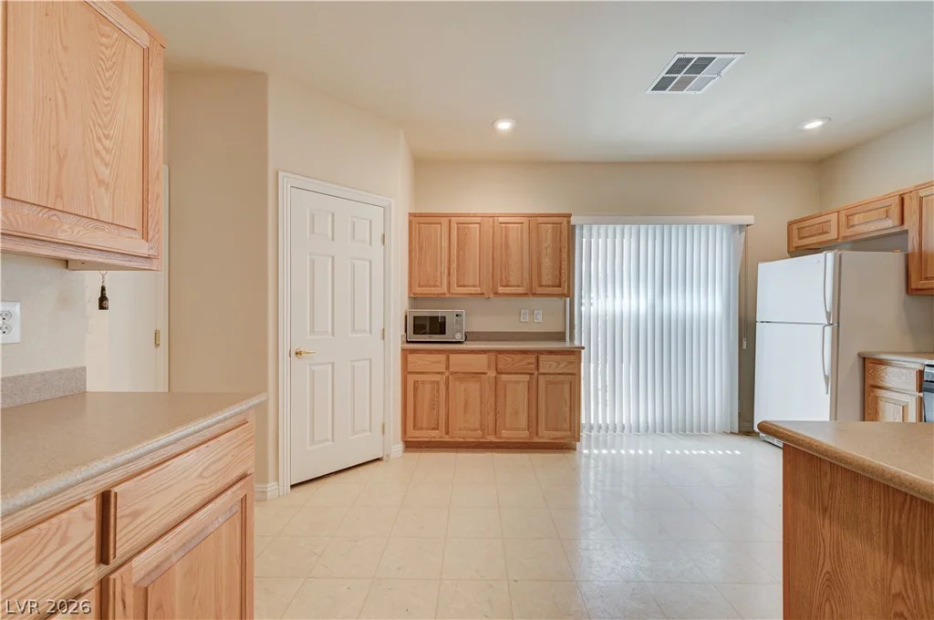 1711 Spotted Wolf, Las Vegas, NV 89123