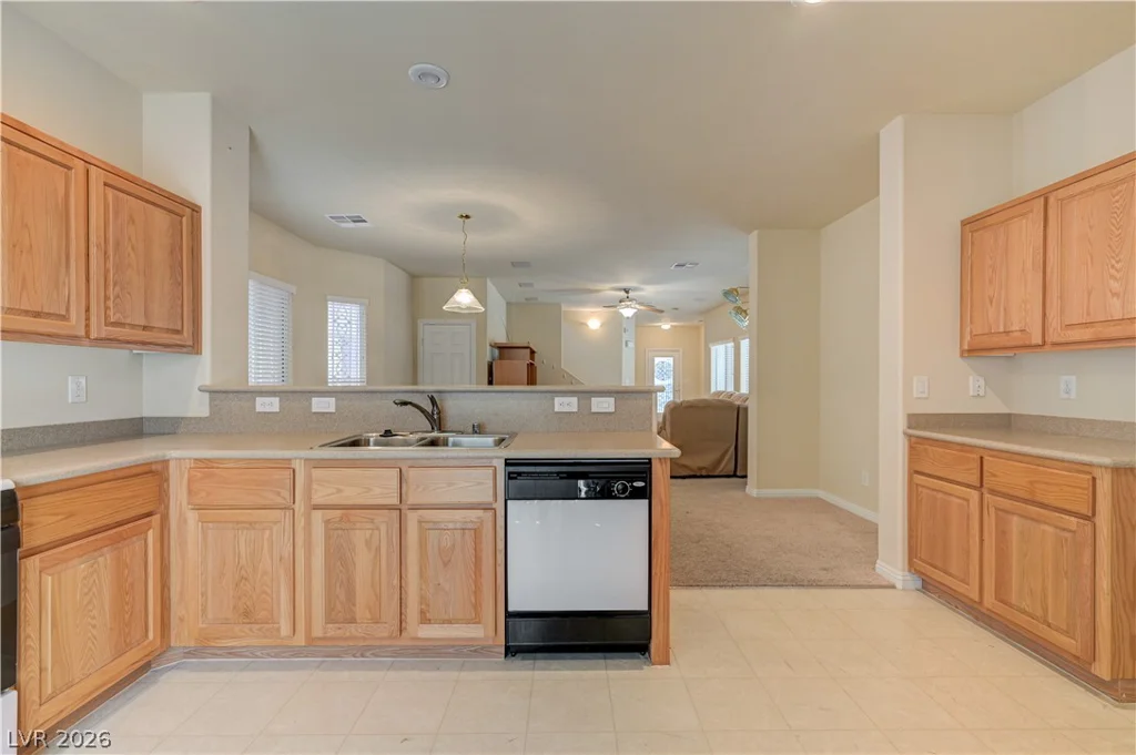 1711 Spotted Wolf, Las Vegas, NV 89123
