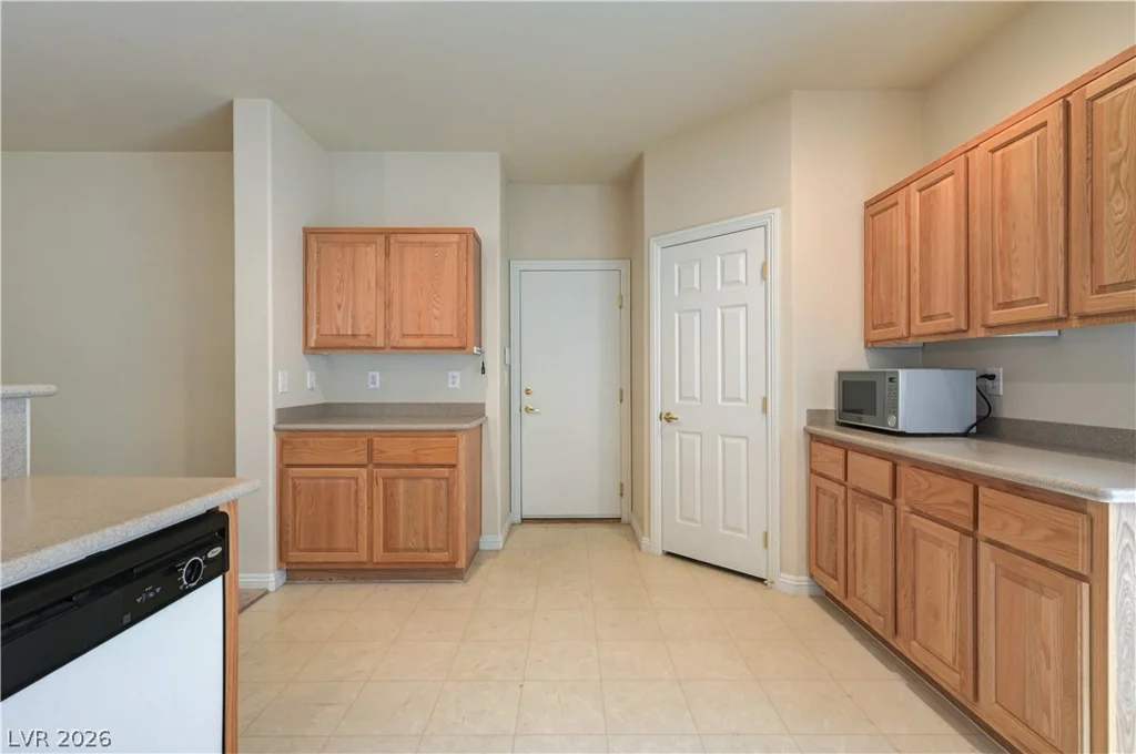 1711 Spotted Wolf, Las Vegas, NV 89123